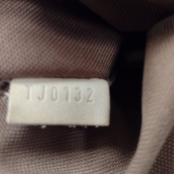 💯% Authentic Louis Vuitton Sully🌹♥️ - Picture 3 of 15